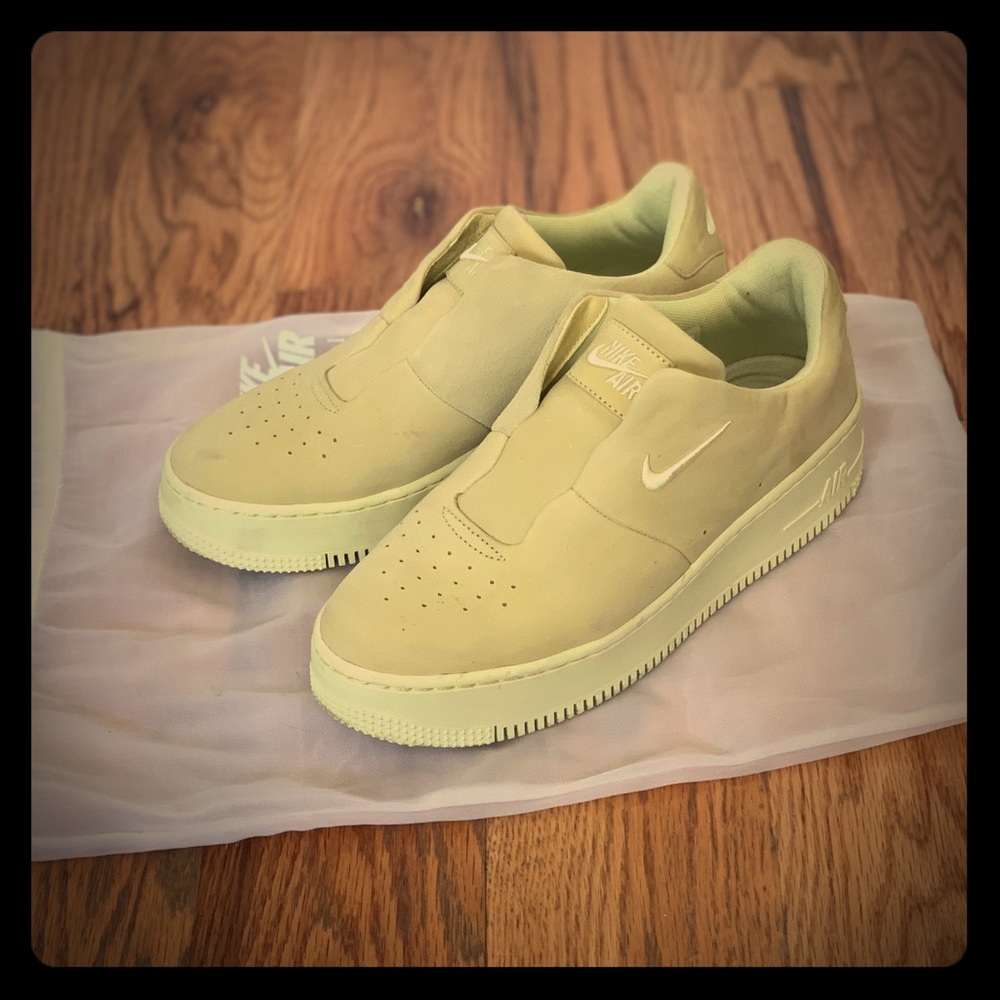 Nike Air Force 1 Sage XX Low Women’s Size 9 Green